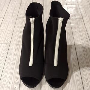 Juicy Couture Black High Heel Peep Toe Sock Booties Size 9